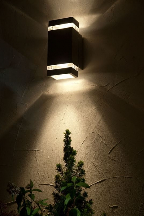 Настенный светильник Elstead JANNIK-LED2