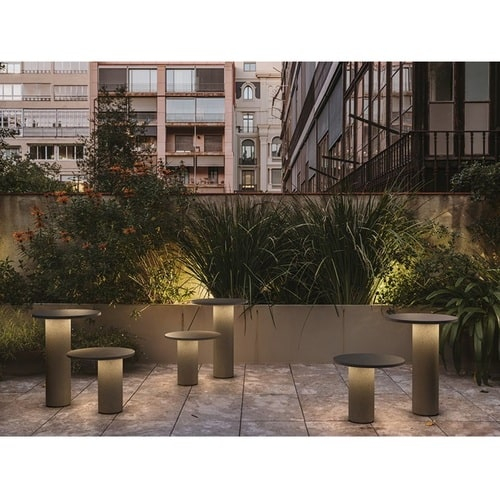 Фонарь столб LedsC4 Outdoor Moal 705 Фонарь столб LedsC4 Outdoor Moal 705